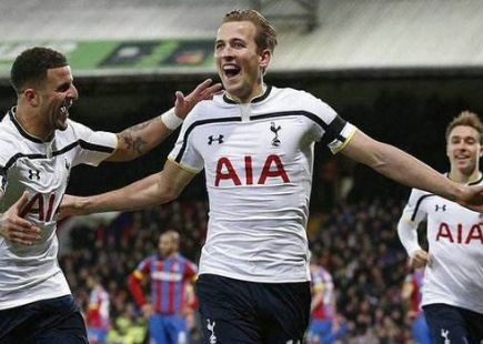 但她们凭借 但她们凭借