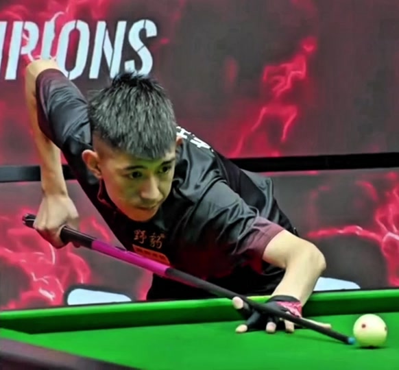 令球迷和媒 令球迷和媒